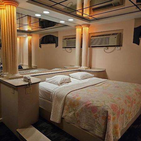 Loop Inn Motel Авенел Екстер'єр фото